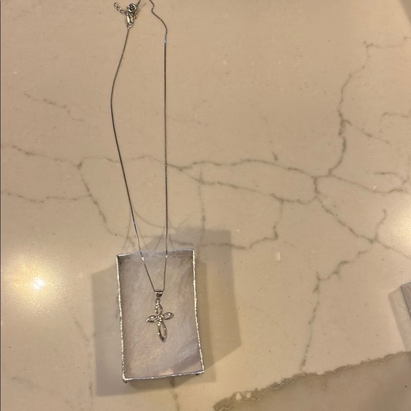 Elegant Silver Cross Pendant Necklace with rhinestone center - Picture 2 of 4